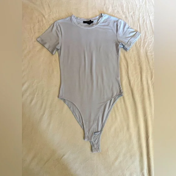 Forever 21 Light Blue Short Sleeve Bodysuit. Size S - Picture 2 of 2
